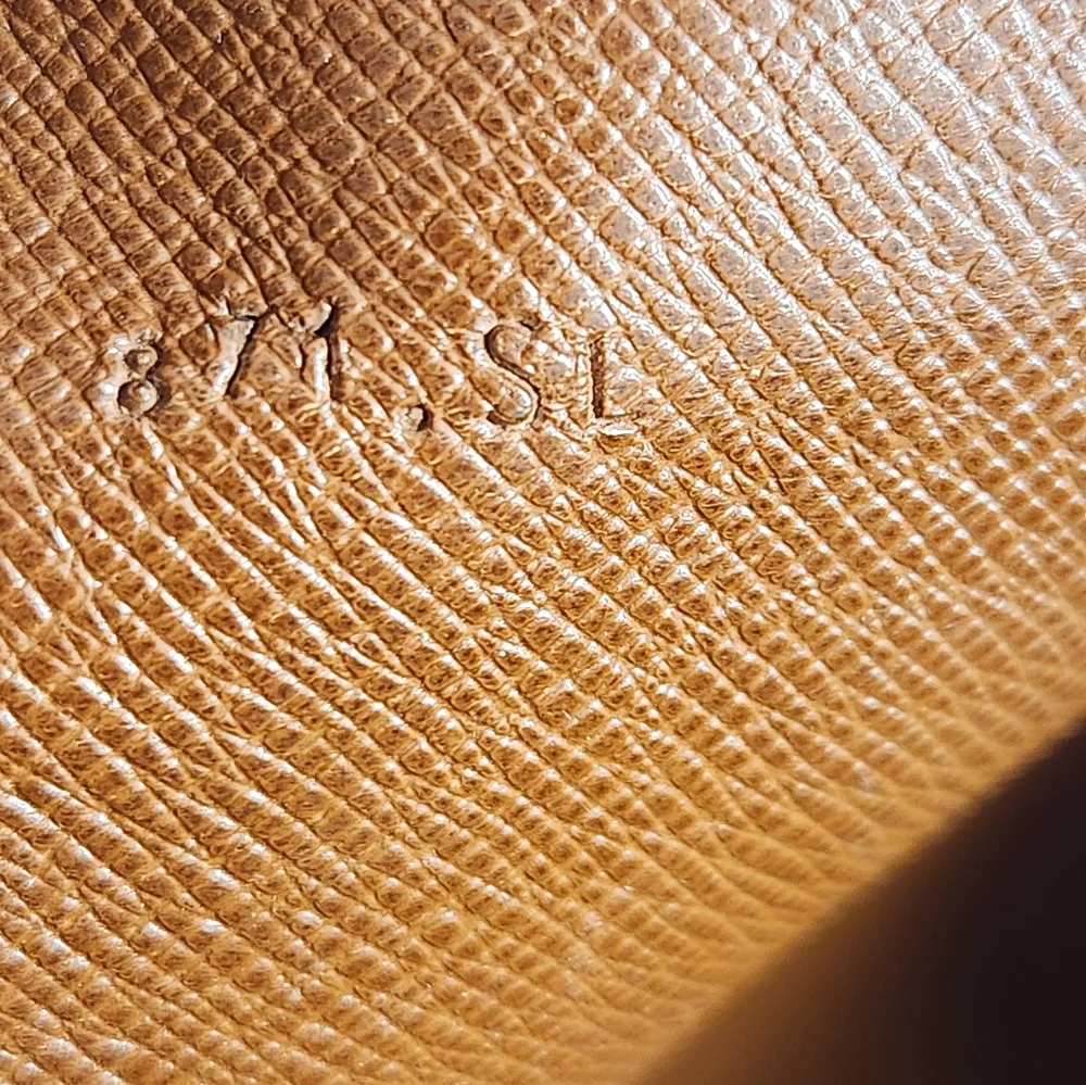 Louis Vuitton Crossbody Bag - Picture 11 of 11